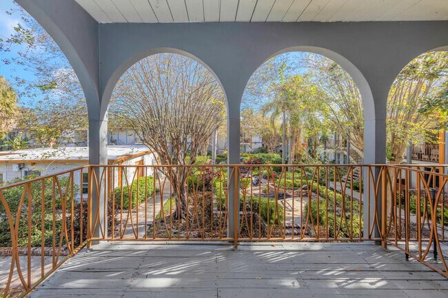 Building Photo - 4311 W Cleveland St