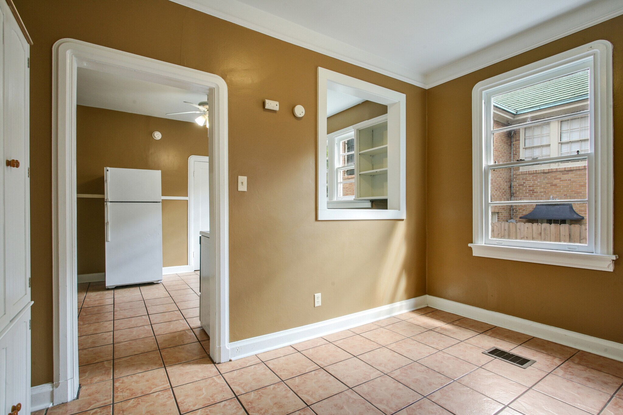 Building Photo - 2106 S Carrollton Ave
