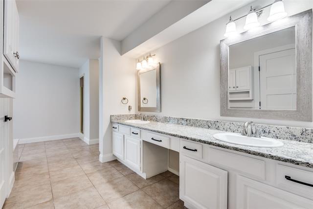 Building Photo - 3915 St Christopher Ln