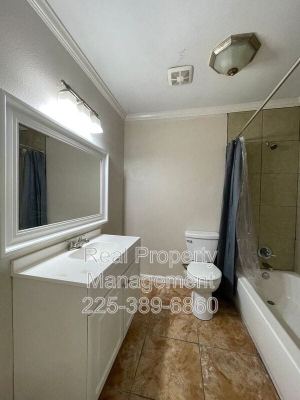 Building Photo - 7921 Greenwell St