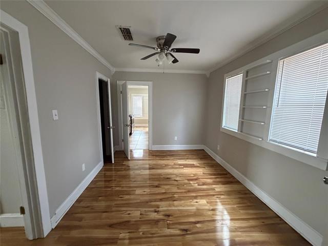 Building Photo - 2240 Pin Oak Cir