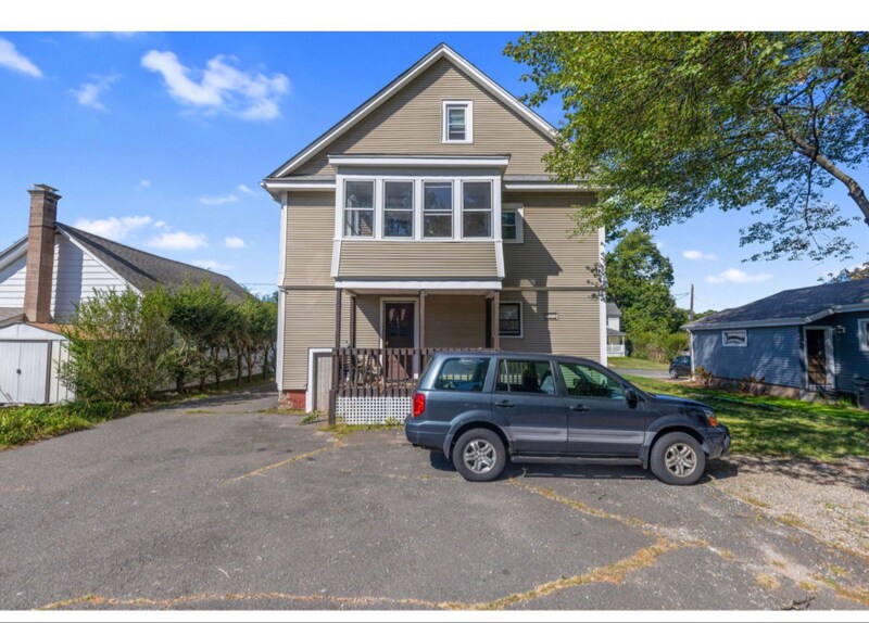 Building Photo - 14 St Lawrence St