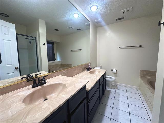 Building Photo - 2318 Crystal Creek Ln