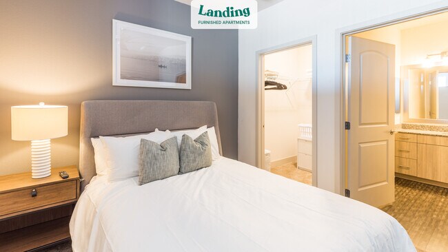 Building Photo - 6301 N Klamm Rd