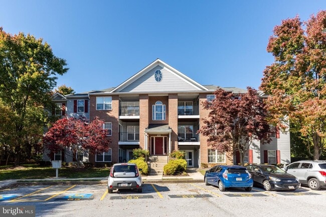 Building Photo - 3805 Sunnyfield Ct