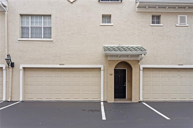 Building Photo - 501 Knights Run Ave