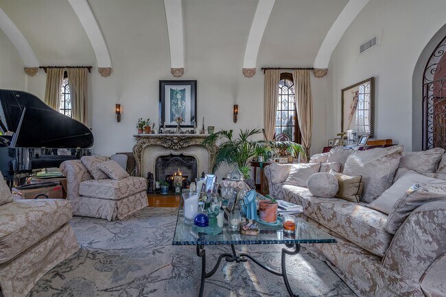 Living room custom leaded glass windows - 609 S Highland Ave