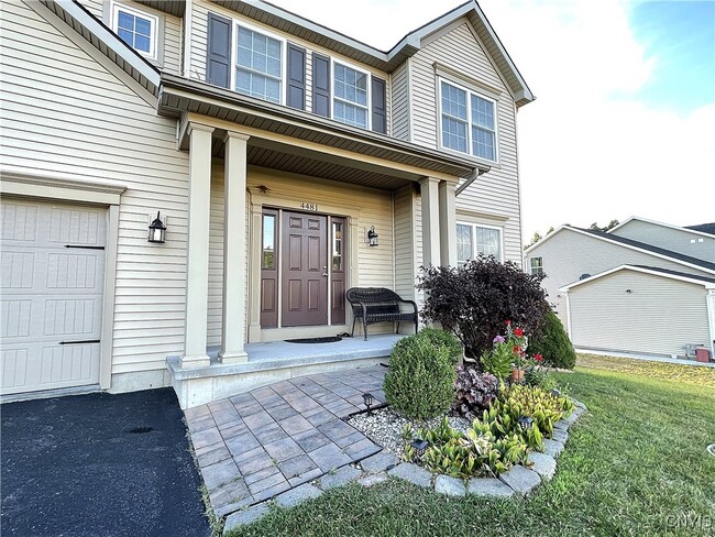 Building Photo - 4481 Southwood Heights Dr