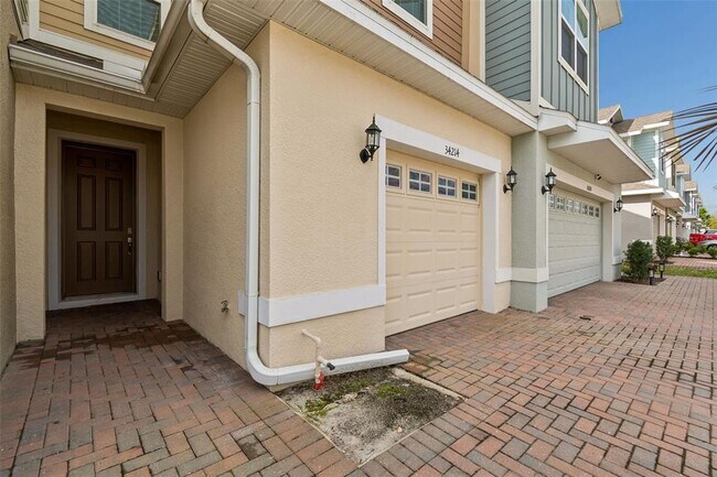 Building Photo - 34214 Rogallo Ln