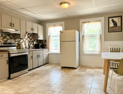 Building Photo - 14 Smythe St