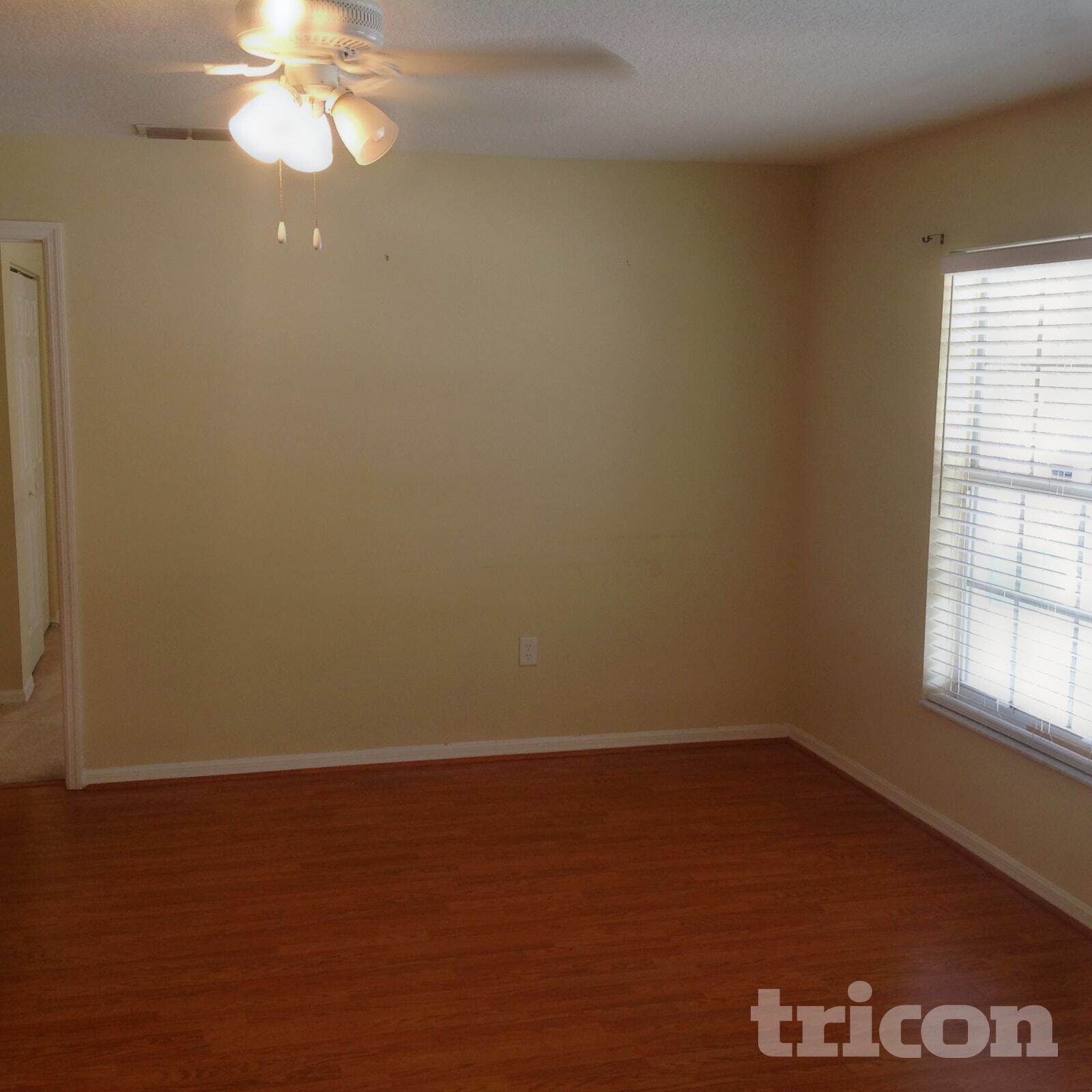 Building Photo - 10330 Summerview Cir