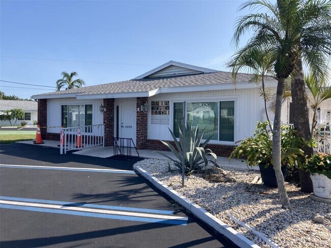 Building Photo - 6110 Coral Way