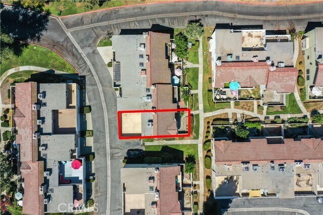 Building Photo - 5422 Chippewa Ct