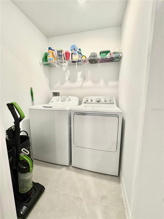 Building Photo - 10140 Honey Hammock Wy