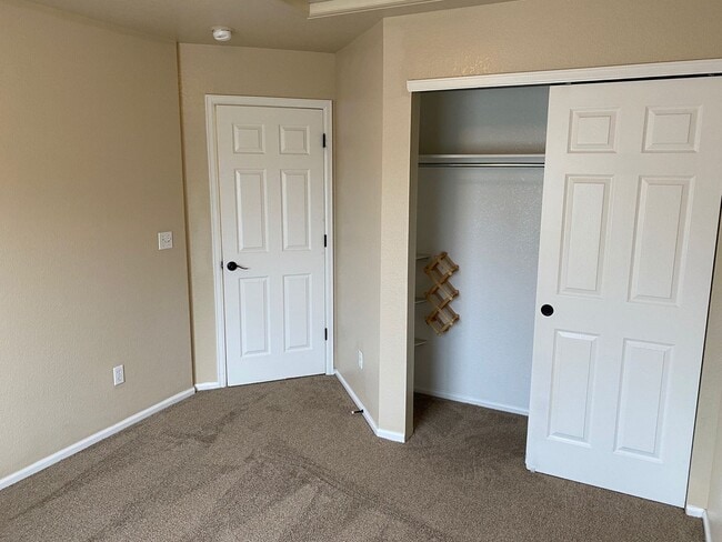 Building Photo - Wonderful Home in Parker