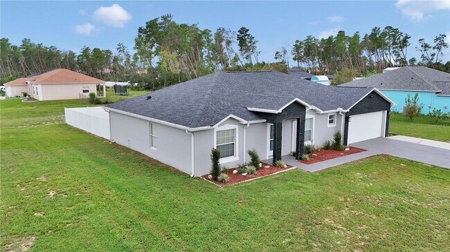 Building Photo - 10648 SW 38th Ave
