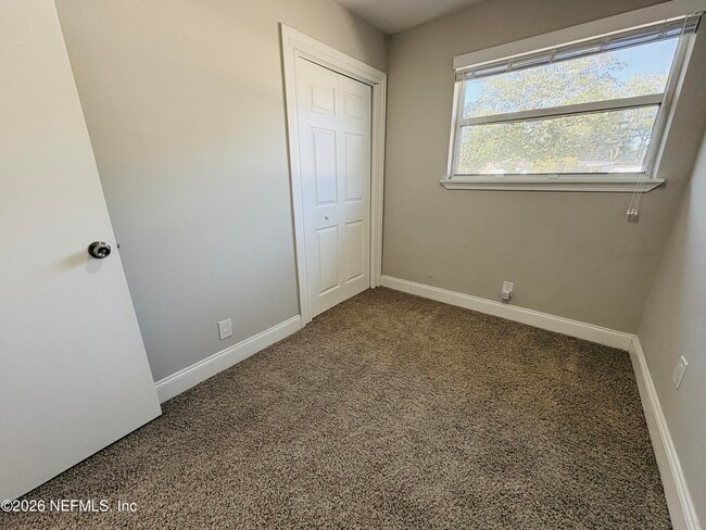 Building Photo - 7008 Perke Dr