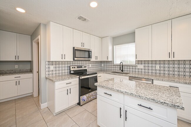 Building Photo - 22103 Joshua Kendall Ln