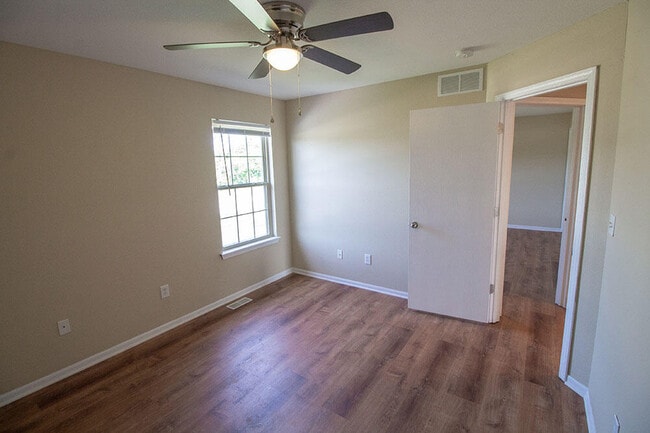 Building Photo - 5307 Currituck Ln