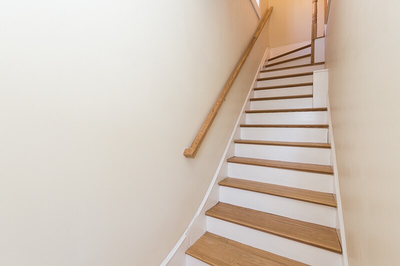 Building Photo - 9 Rock Valley Ave