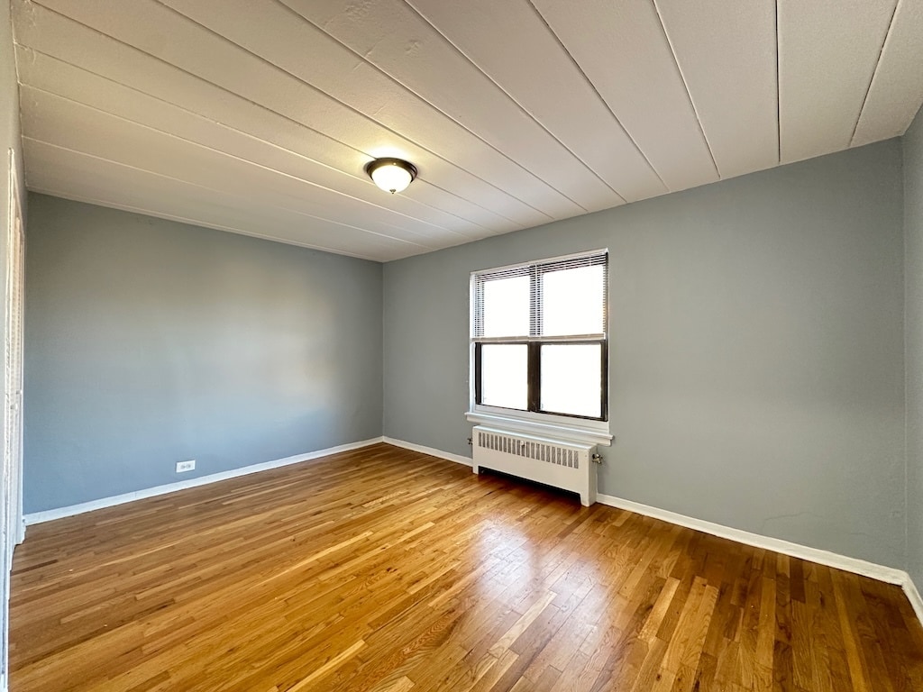 Building Photo - 1360 W Touhy Ave