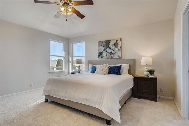 Building Photo - 10920 Worn Sole Dr