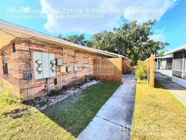 Building Photo - 3141 Bloomingdale Villas Ct