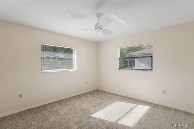 Building Photo - 4065 N Little Hawk Point