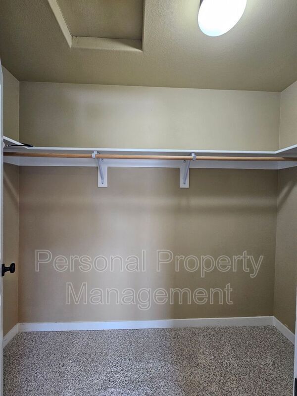 Building Photo - 4522 NE 91st Way