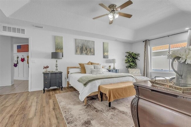 Building Photo - 37 Princeton Ln