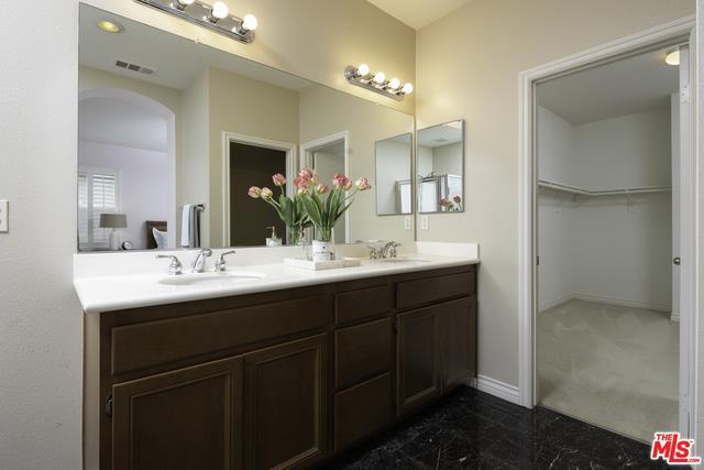 Building Photo - 120 The Village