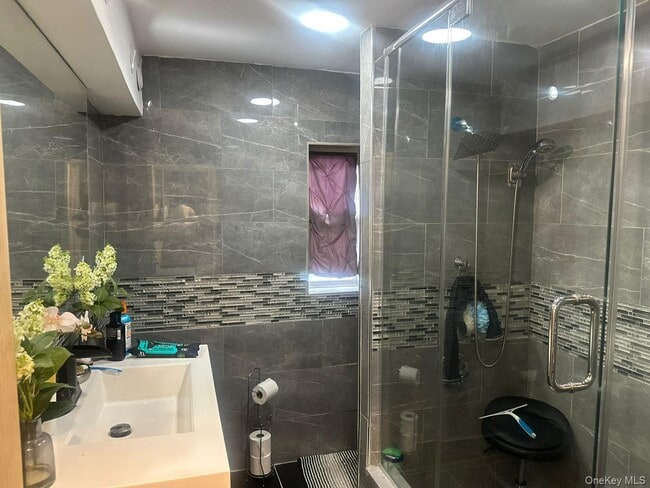 Building Photo - 133-22 228th St