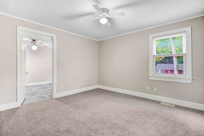 Building Photo - Beautifully Remodeled-3Bd, 1 and 1/2 Ba wi...