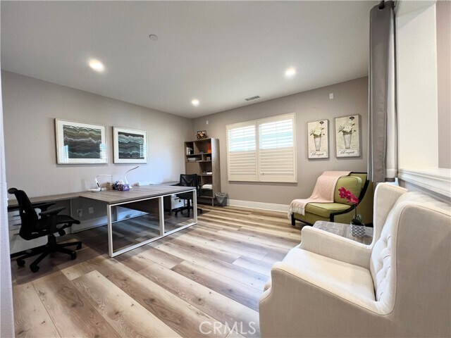 Building Photo - 76 Weston