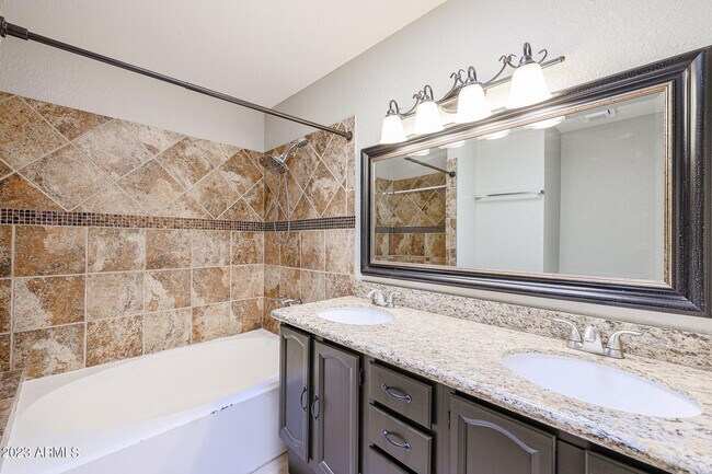 Building Photo - 6207 W Riviera Dr