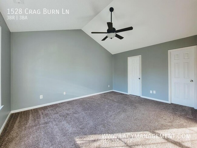Building Photo - 1528 Crag Burn Ln