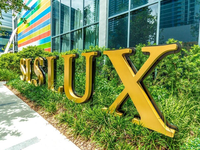 Building Photo - 805 S Miami Ave