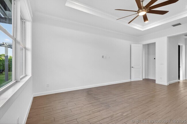 Building Photo - 799 Hookline Cir
