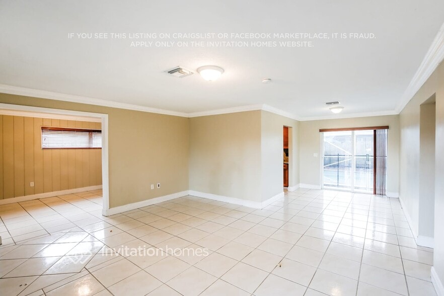 Building Photo - 7957 Normandy St