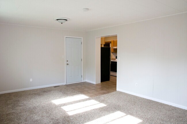 Building Photo - 1242 Genesee Ave