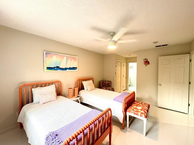 Building Photo - 23 Bellhaven Way
