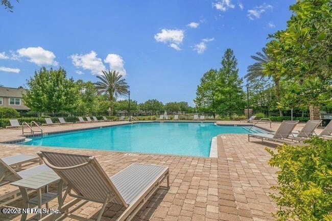 Building Photo - 5749 Parkstone Crossing Dr