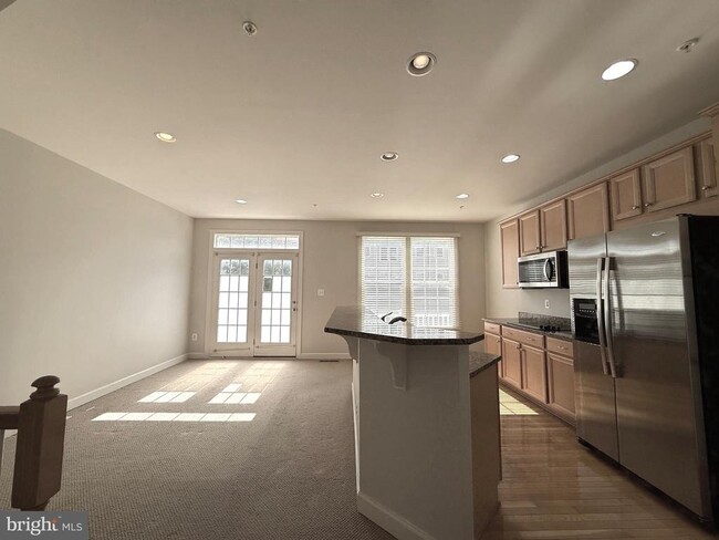 Building Photo - 3529 Sprigg St S