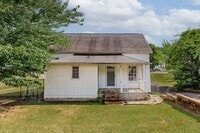 Building Photo - 407 Cedar Lane Rd