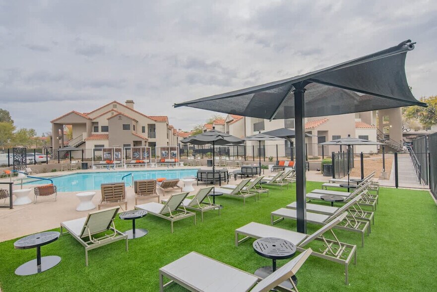 Building Photo - 7900 E Princess Dr