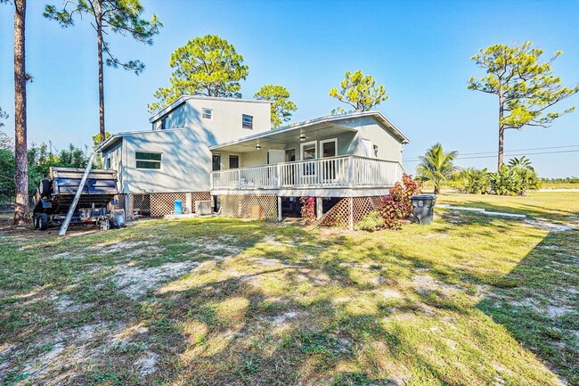 Building Photo - 17852 94th St N