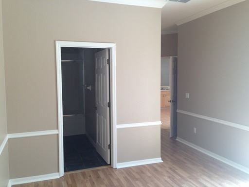 Building Photo - 3 br, 2.5 bath House - 14342 CLARKSON DRIVE