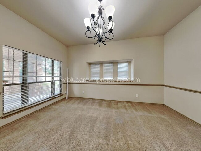 Building Photo - 2172 Liriope Ln