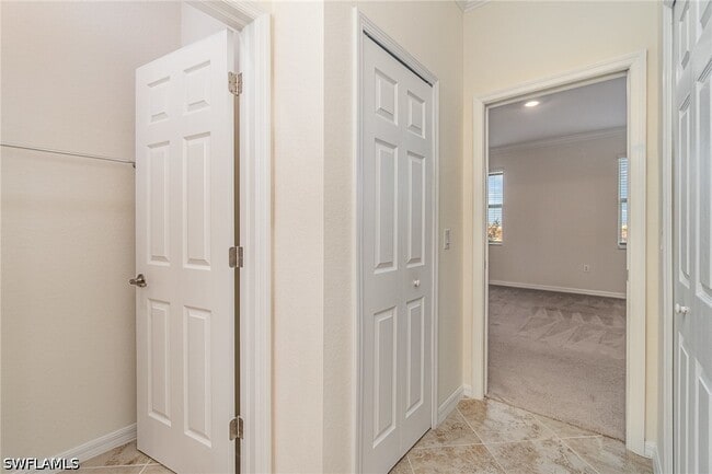 Building Photo - 2740 Blossom Wy