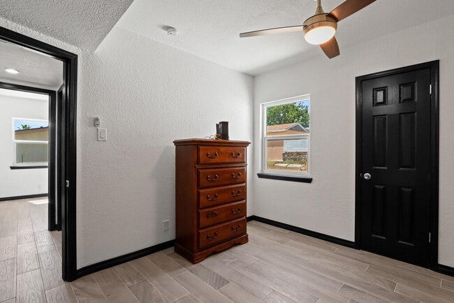 Building Photo - 4108 Payne Cir